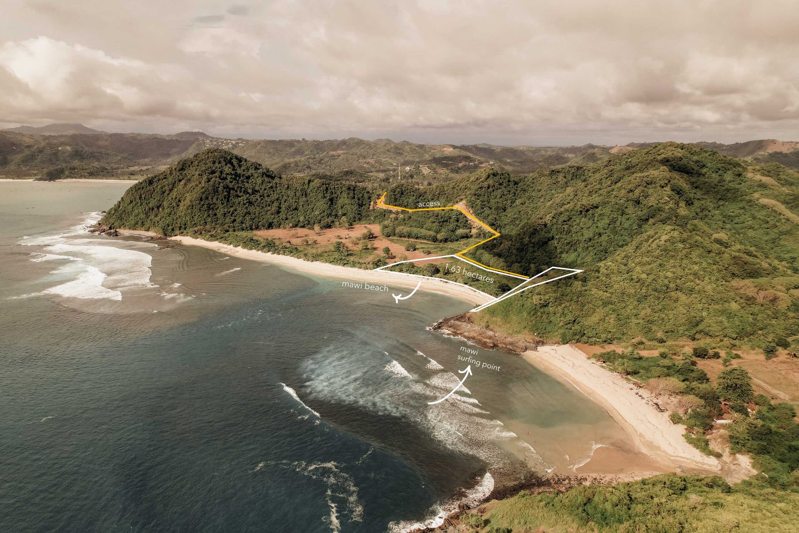 Aerial view of Mawi beachfront 2,6 hectares